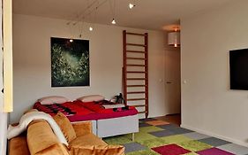Lovely 7Th Floor Studio Full Of Color, Enjoy!
